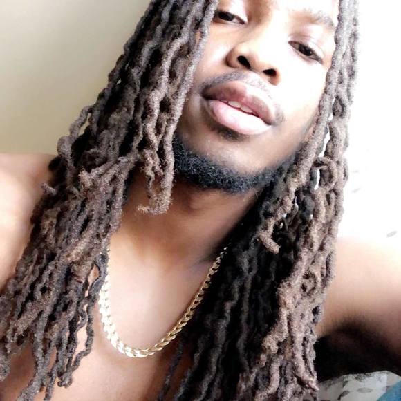 Profile Picture of Cj Linen (@cj_linen) on Poshmark