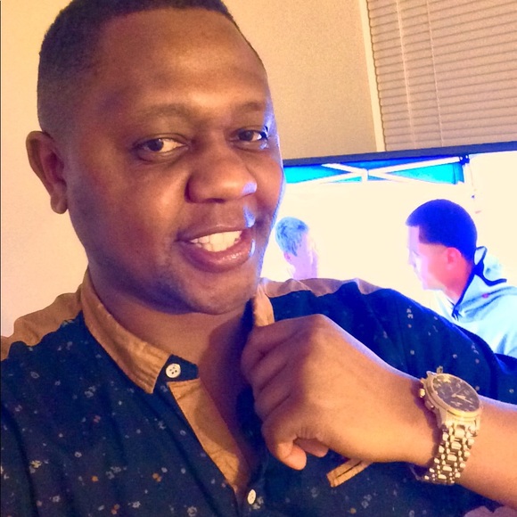 Profile Picture of Paul Macharia (@pmacharia) on Poshmark