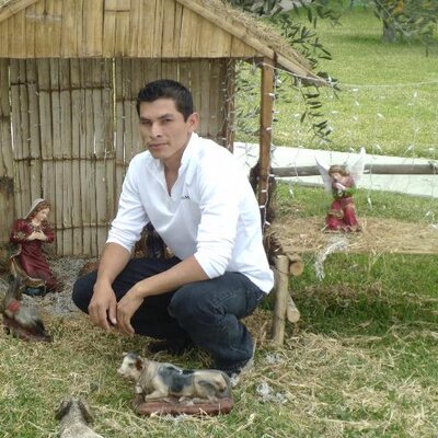 Profile Picture of RICHARD ROBLEDO (@RICHARDROBLEDO5) on Twitter