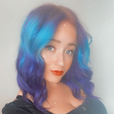 Profile Picture of Becky! (@BeckyyMunro) on Twitter