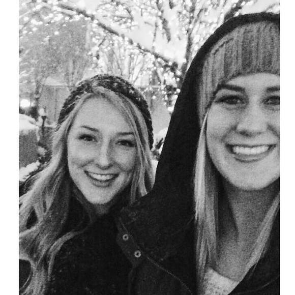 Profile Picture of Mackenzie Larsen (@mackenzie_1216) on Poshmark
