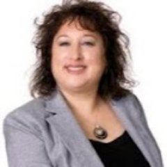 Profile Picture of Lisa Neufeld (@Nailartdiiva) on Twitter