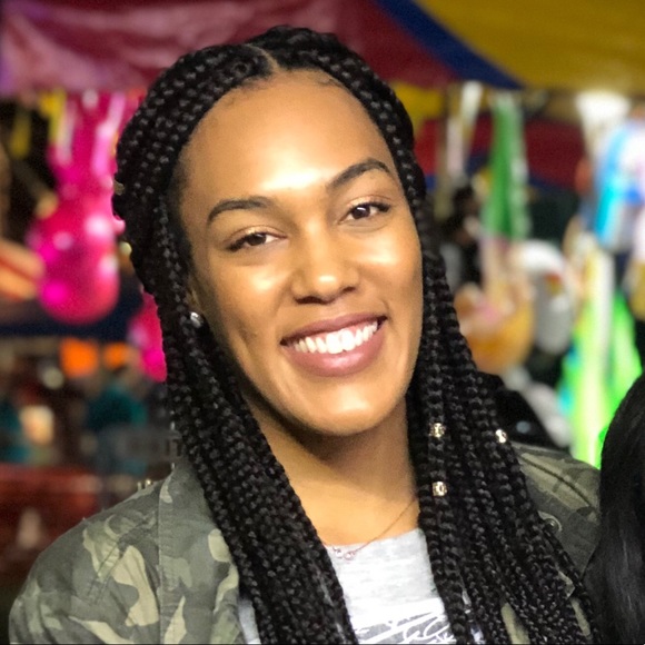 Kendra Castleberry - Poshmark Profile Picture of Kendra Castleberry (@poeticpsalmist) on Poshmark