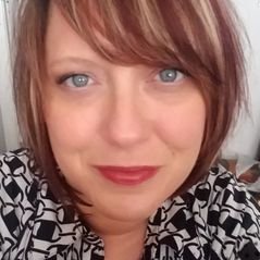 Profile Picture of Tina Bianco (@babyblue1972) on Twitter