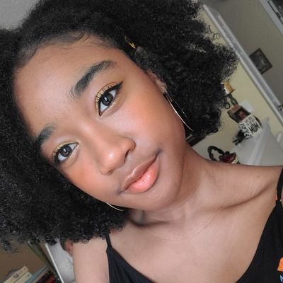Profile Picture of Trinity Daniels (@HoneyMelodies) on Twitter
