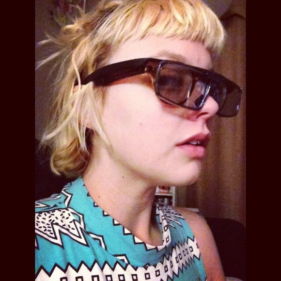 Profile Picture of Whitney Weir (@poorlaurapalmer) on Poshmark