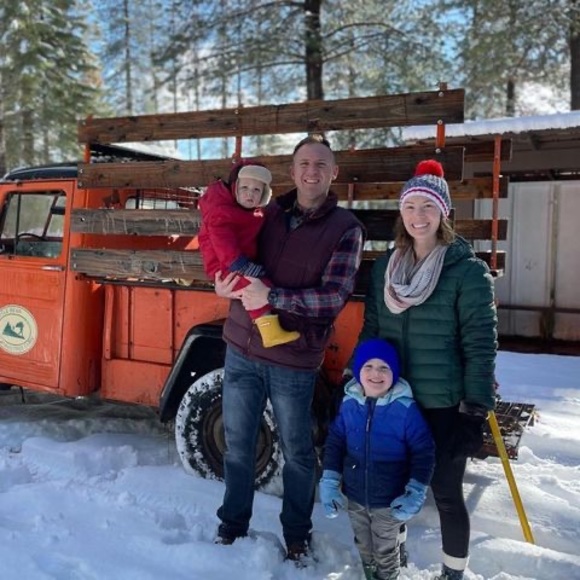 Profile Picture of Kevin Barker (@barkerboy_7) on Poshmark