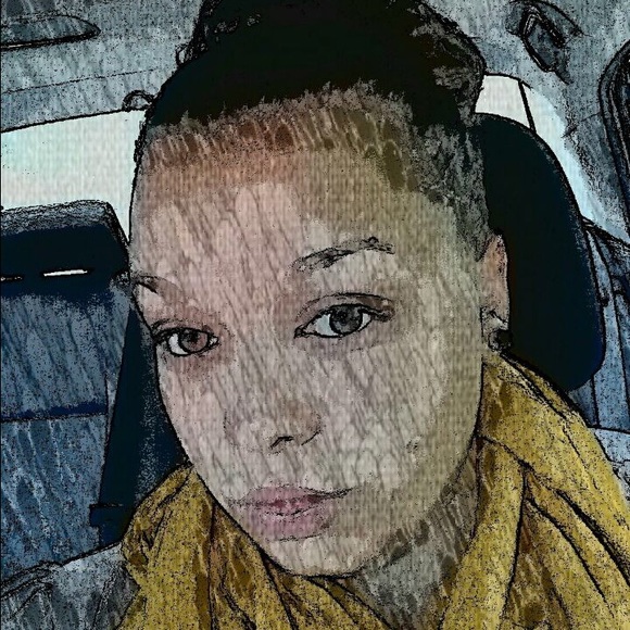 Profile Picture of Jessica Parsons (@lady411) on Poshmark