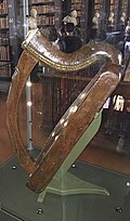 Profile Picture of Trinity College harpon Wikipedia