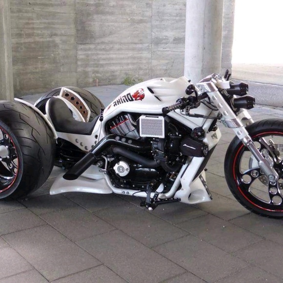 Profile Picture of Scotty Bigley (@scottybigley) on Poshmark