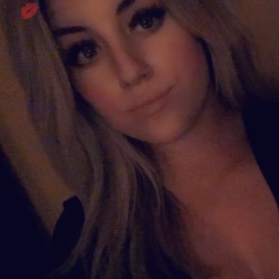 Profile Picture of Jessi Campbell (@Jessi_LeighC) on Twitter