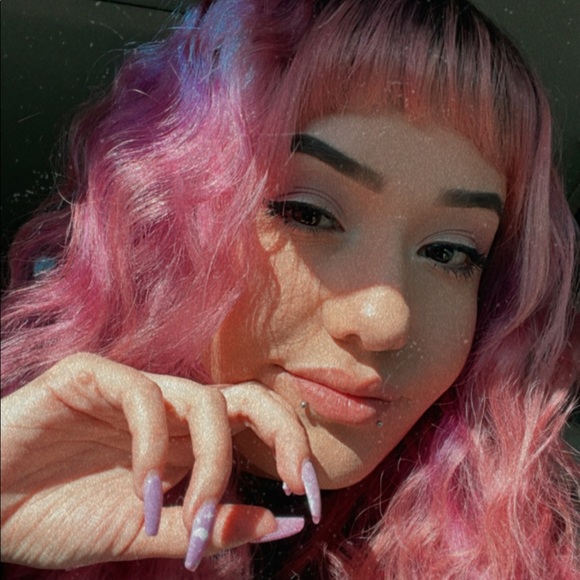 Profile Picture of Ariel Ochoa (@arielochoa379) on Poshmark