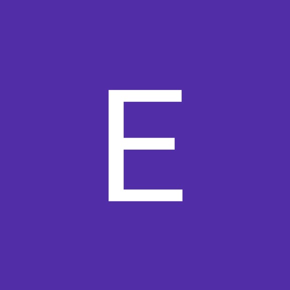 Profile Picture of Emily Huninghake (@edhuninghake) on Poshmark