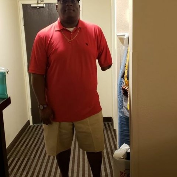 Profile Picture of Larry Gilliam (@larry_gilliam) on Poshmark