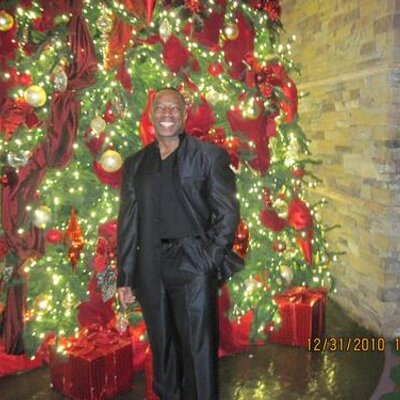 Profile Picture of Steven Tolliver (@rythmnoblues) on Twitter