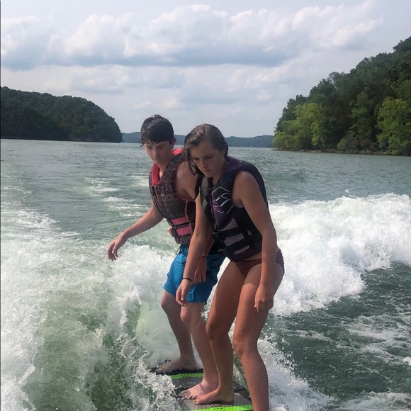 Profile Picture of Brianna Farmer (@briannakate14) on Poshmark