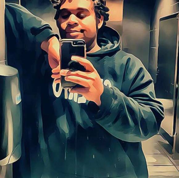 Profile Picture of Xavier Roberts (@xavier22492) on Poshmark