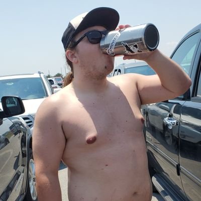 Profile Picture of Mikel Kozicki (@LazyMike512) on Twitter