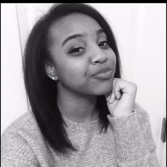 Profile Picture of Erica Cofer (@ericacofer) on Poshmark