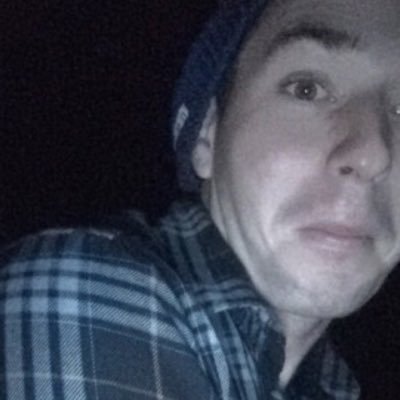 Profile Picture of Riddle Me This (@KrisLeDerp) on Twitter
