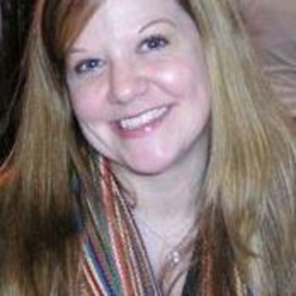 Profile Picture of Carolyn Swaab (@carolynswaab) on Poshmark