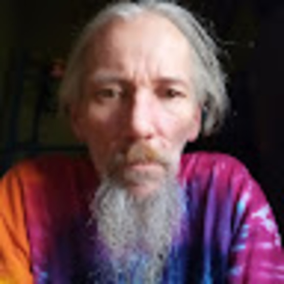 Profile Picture of George Huffman (@huffmang199) on Poshmark