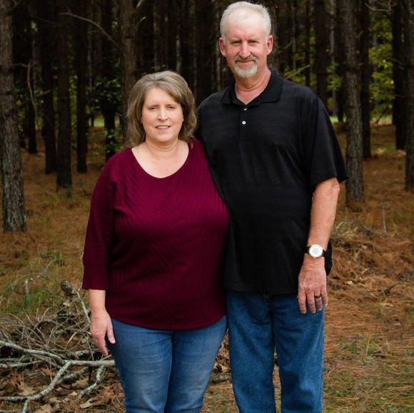 Profile Picture of Paula Nix (@taylor144) on Poshmark