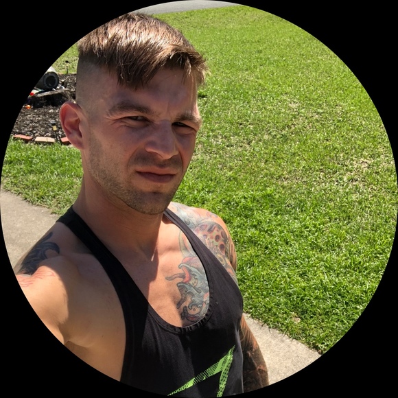 Profile Picture of Jeremy Moye (@monstermoye) on Poshmark