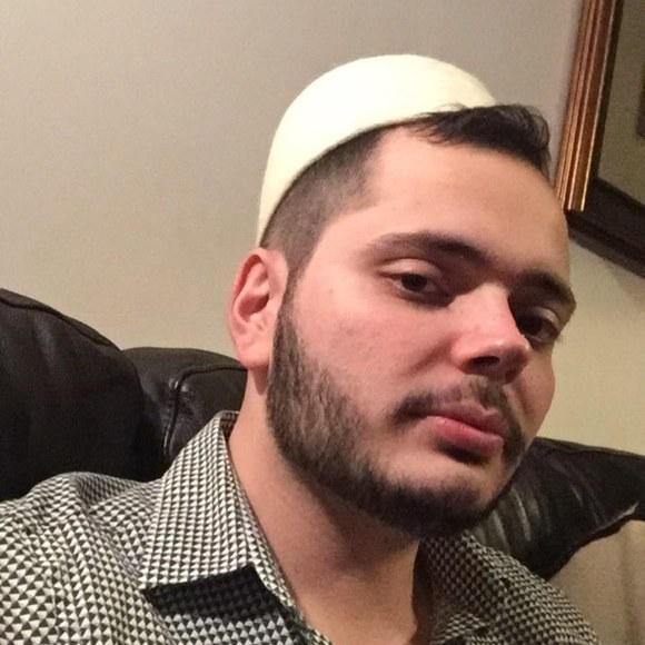 Profile Picture of Shemsi Papraniku (@shemsipapraniku) on Poshmark