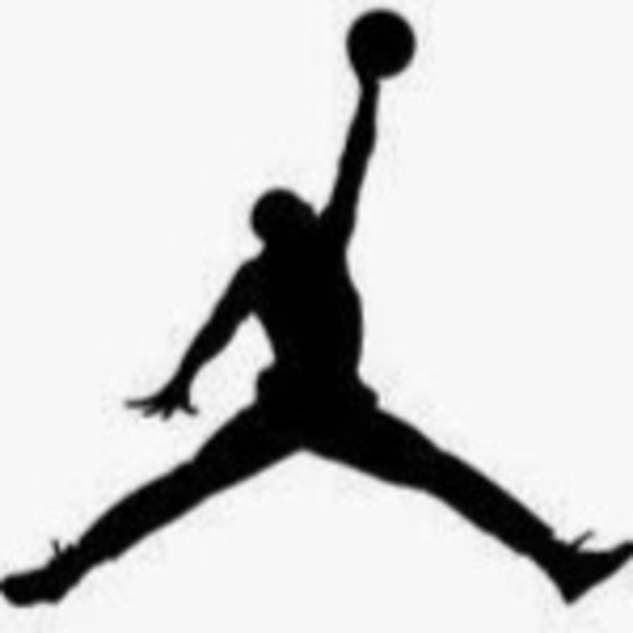 Profile Picture of James Bernardino (@jbernardino449) on Poshmark