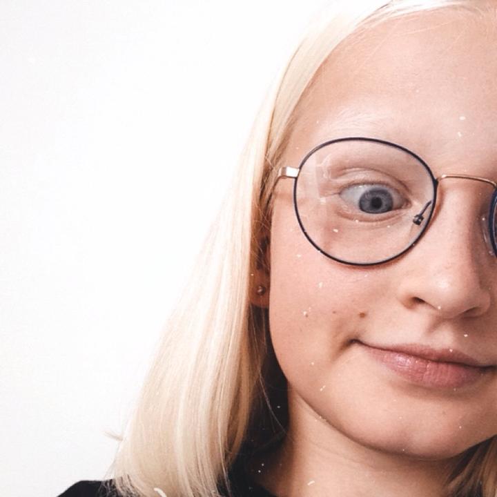 Profile Picture of Lore_larsen (@lore_larsen) on Tiktok