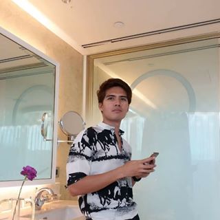 Profile Picture of Michael Ayo (Bacolongan) (@mitch.ayo) on Facebook