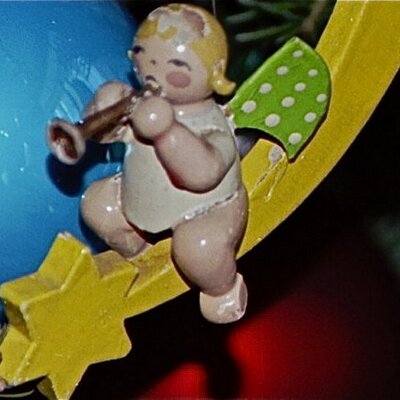 Profile Picture of Elizabeth Fort (@Gremblecrunch) on Twitter