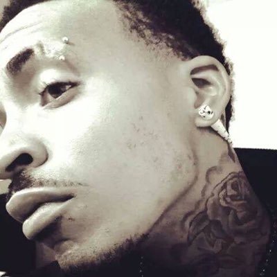 Profile Picture of Darnell Randall (@darnellbuggie) on Twitter