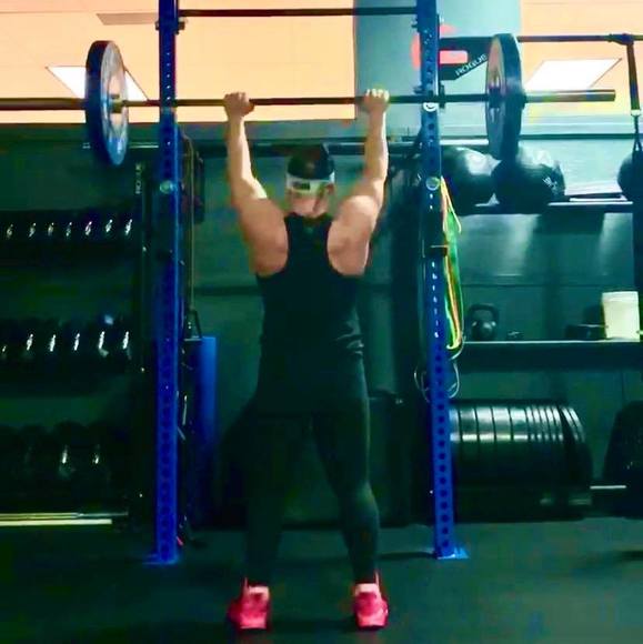 Quinn Sendall - Poshmark Profile Picture of Quinn Sendall (@qsendall) on Poshmark