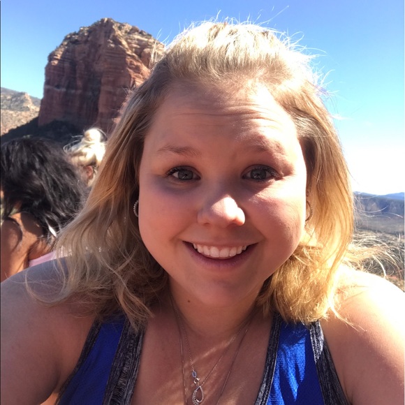 Profile Picture of Molly Haskell (@molly0620) on Poshmark