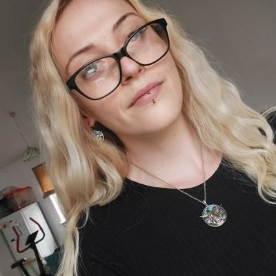 Profile Picture of Sam_Piper (@SamanthaPiper) on Twitter