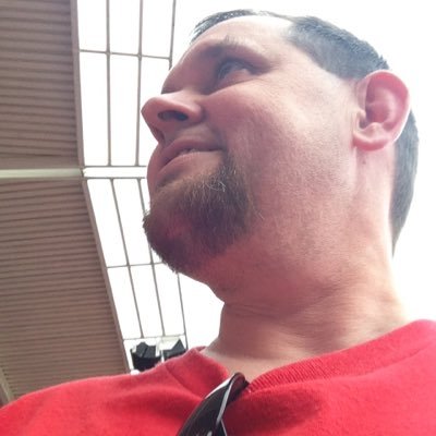 Profile Picture of David Roberts † (@BuckeyeDave93) on Twitter