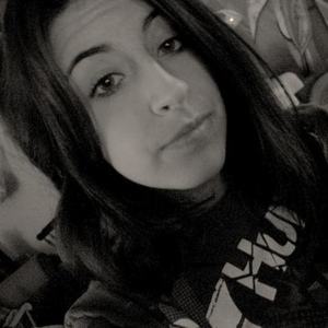 Profile Picture of Danielle Timbro (@holaahello5) on Myspace