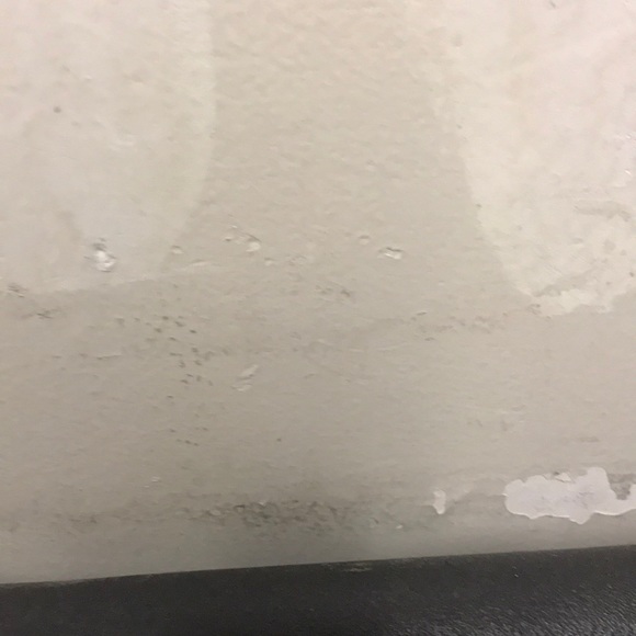 Profile Picture of Mike Kelmendi (@kelmendi1289) on Poshmark