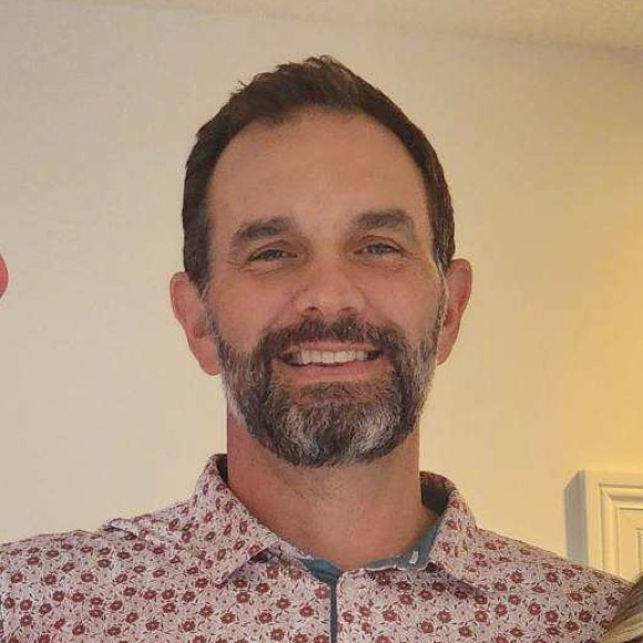 Profile Picture of Bobby Bass (@bbass829) on Poshmark