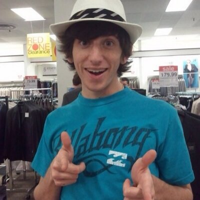 Profile Picture of Alex Sherrod (@OnLocationFilms) on Twitter