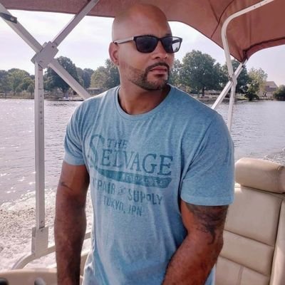 Profile Picture of Adrian L Pennix (@DrePenn) on Twitter