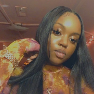 Profile Picture of Tiffani👑 (@TiffaniBates_) on Twitter