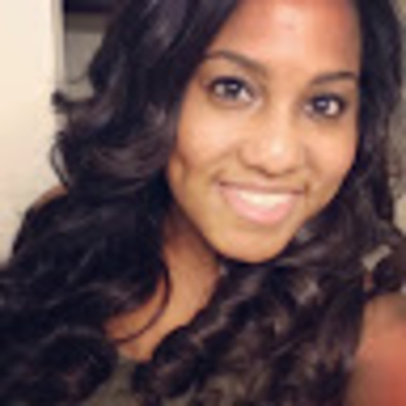 Profile Picture of Crystal Blade mathers (@clblade) on Poshmark