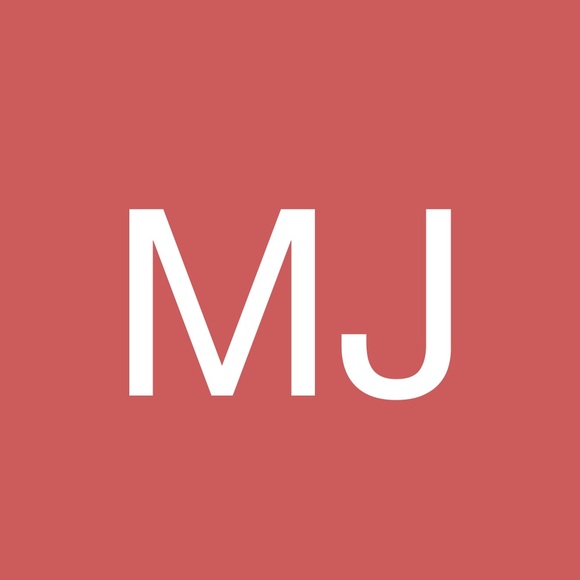 Profile Picture of Mike James (@themikejames321) on Poshmark
