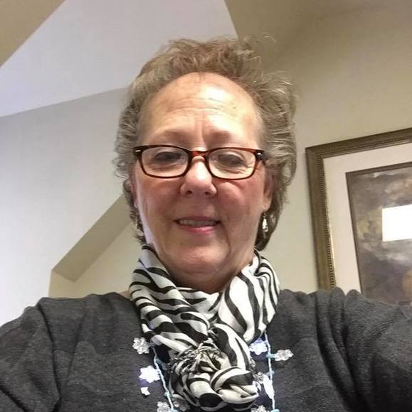 Profile Picture of Donna Wyatt (@dink9345) on Poshmark