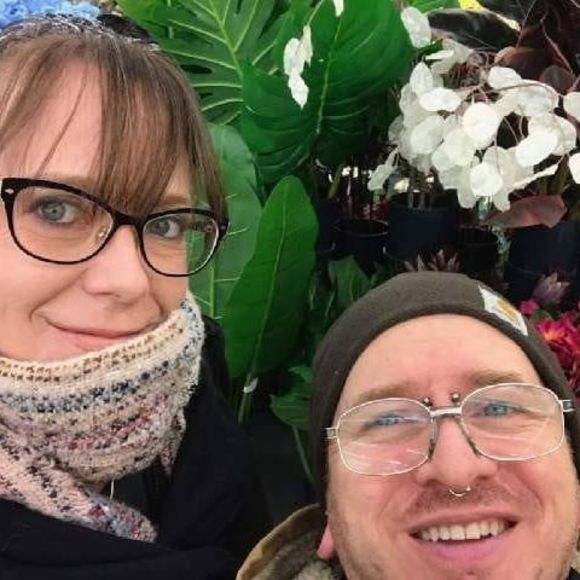 Michelee Peet - Poshmark Profile Picture of Michelee Peet (@peetmichelee) on Poshmark