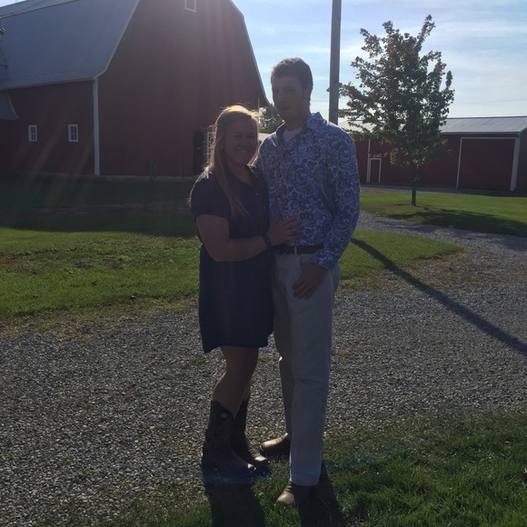 Amanda Seger - Poshmark Profile Picture of Amanda Seger (@15seger_a) on Poshmark