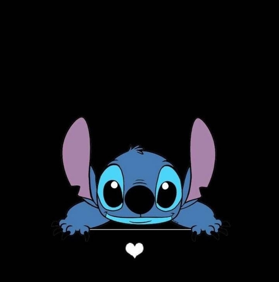 Profile Picture of Lora Anderson (@loraanderson779) on Poshmark